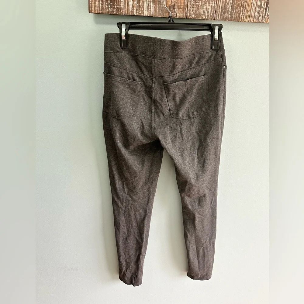 Seven 7 Pants Womens medium Gray Pull On Legging Yoga Athletic